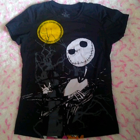 The Nightmare Before Christmas L T-shirt - Picture 1 of 5